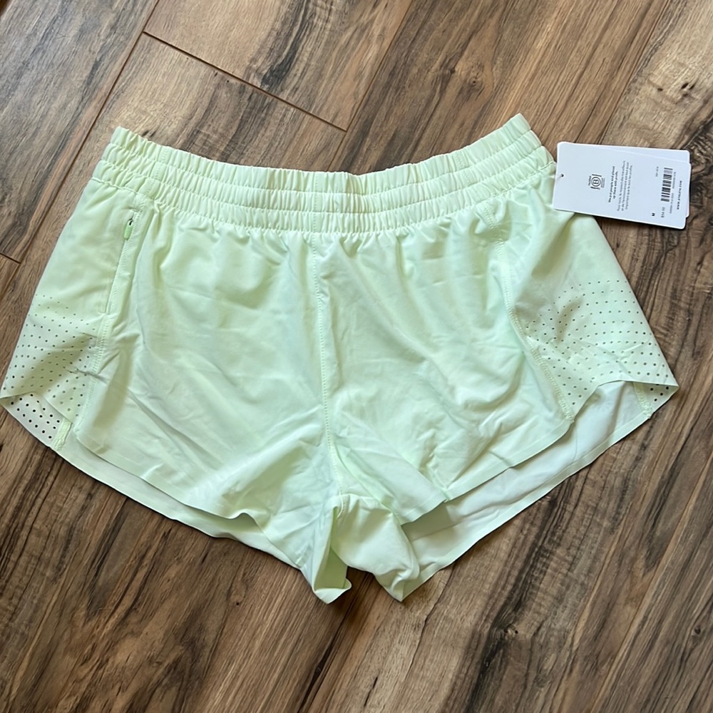 Athleta 3” Hustle Short